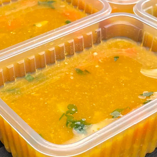 Sopa de frango com legumes